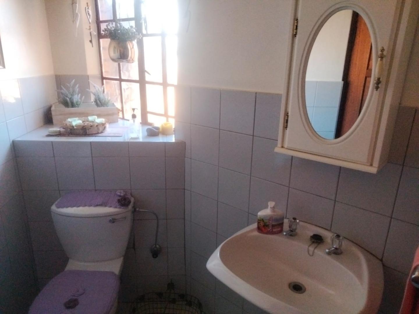 754674_WhatsApp_Image_2025-08-23_at_11.19.38_b4e16a0f.jpg